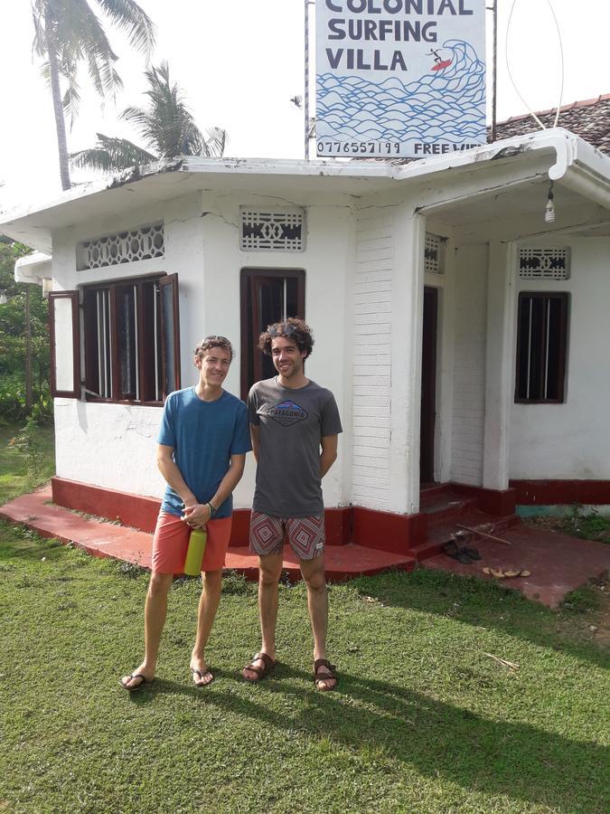 Colonial Surfing Villa Hostel & Home Stay Мидигама Ийст Екстериор снимка